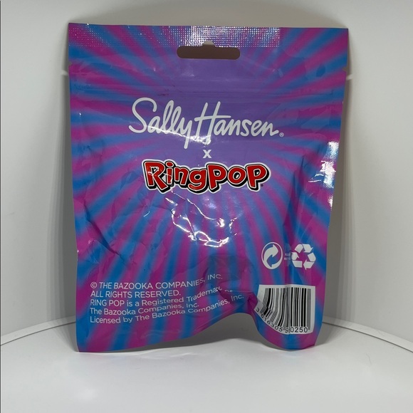 Sally Hansen Ring Pop Limited Edition Beauty & Nail Sponge - Picture 3 of 4